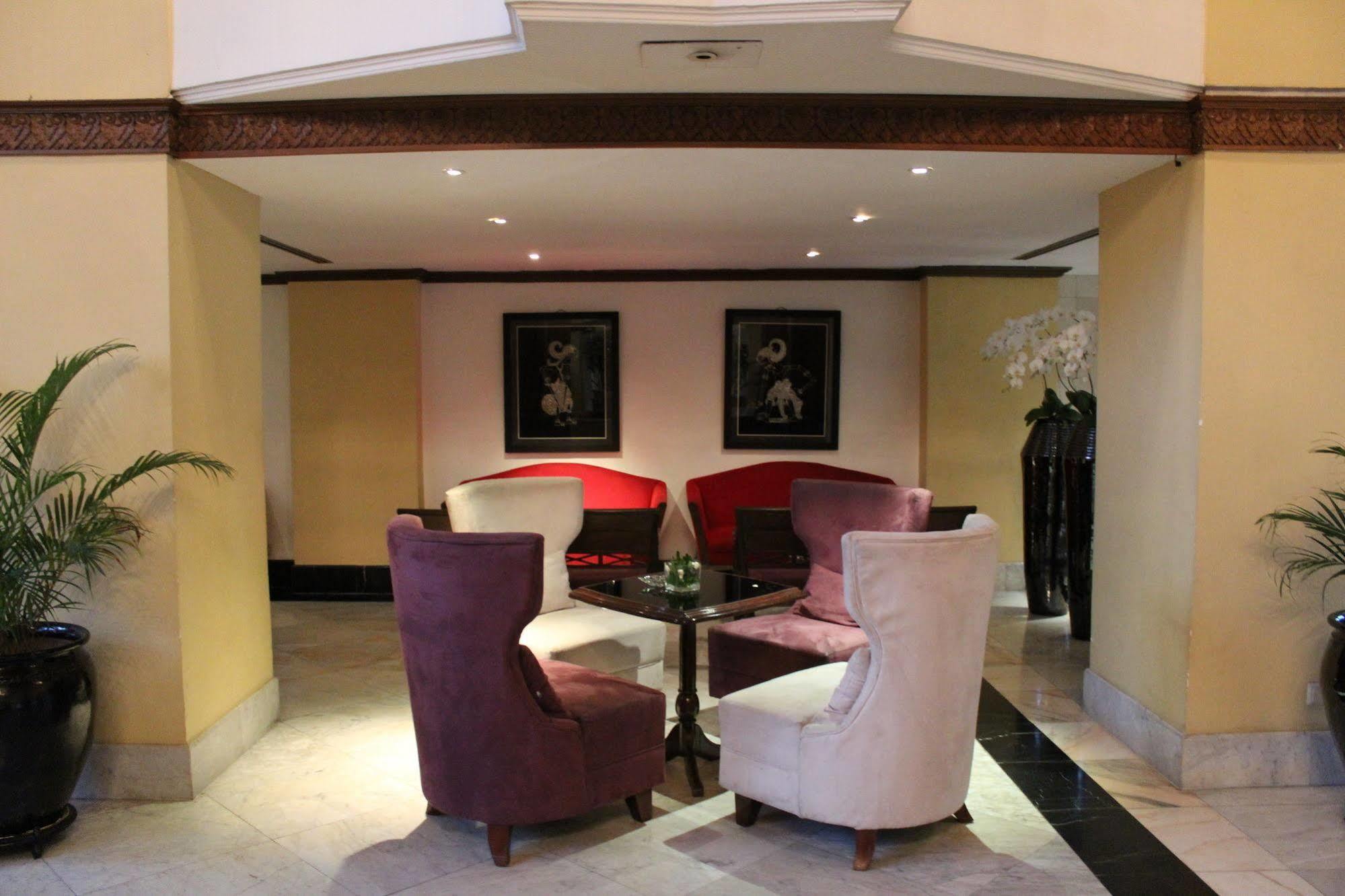 Hotel Mutiara Malioboro Yogyakarta Exterior foto